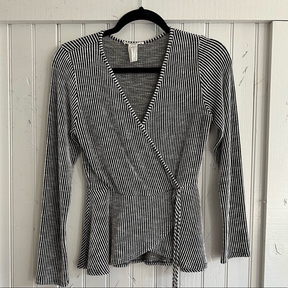 Black and white striped long sleeve shirt with tie at waist
